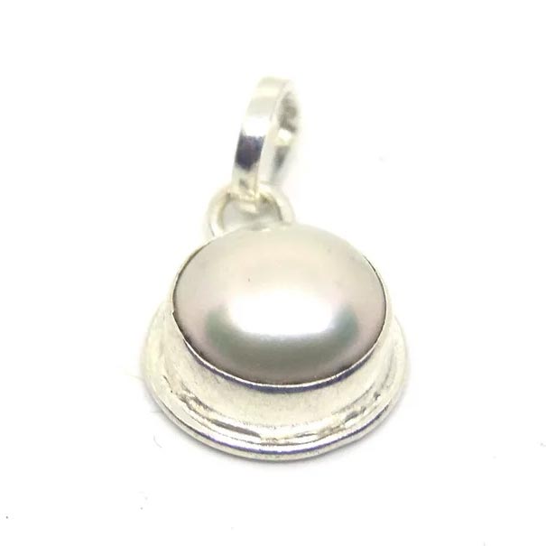 Natural Pearl Pendant in Pure Silver